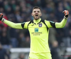 Goede prestaties Van Crombrugge vallen op: 'Duitse interesse in goalie Anderlecht'