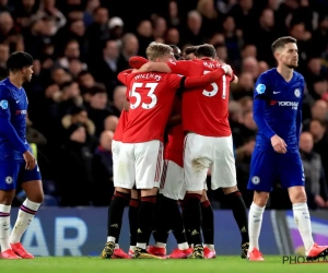 Manchester United wint op bezoek bij Chelsea en grijpt zo laatste kans op Champions League-ticket