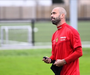 Steven Defour en zus Jessie reageren emotioneel op terugkeer naar KV Mechelen: "Ik had het je beloofd" & "Hij zou een traantje wegpinken"