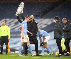 De Bruyne verlaat halve finale FA Cup met blessure