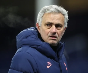 Bizarre taferelen in Tottenham: hond krijgt stadionrondleiding en Mourinho weet van niets