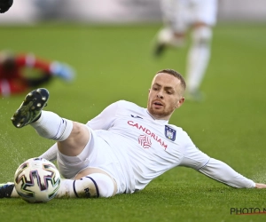 Kan de boodschap nog duidelijker zijn? Anderlecht verwijdert foto en info van deze vier spelers van officiële kanalen