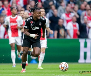 'Waar is Michy?' Batshuayi pakt uit met opvallende outfit