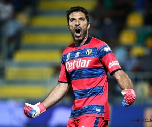 🎥 Schitterende beelden! Buffon ontpopt zich tot strafschopspecialist in Serie B en gaat helemaal los na gestopte elfmeter