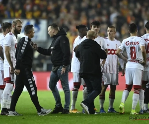 Ongezien tafereel in Mechelen: Standard-supporters lezen spelers op het veld de les, wedstrijd tien minuten stilgelegd