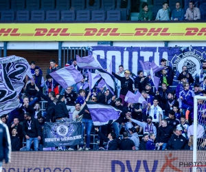 'Spielerei' in het Lotto Park: Beerschot-fan steelt vlag van Anderlecht-fans en bijna zit het spel op de wagen