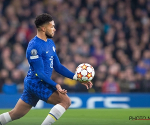 Ruim een maand voor het WK ziet Engeland een verdediger uitvallen met een blessure