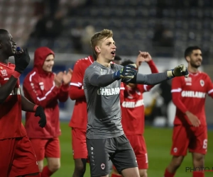 Antwerp-fans zijn tegenstand voor: "Marc, mag ik je foto?" en reuzenpenis gaat rond in het vak