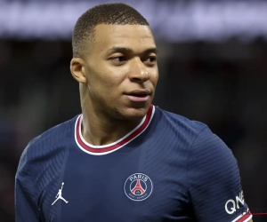 Mbappé bekent onderhandelingen met derde club: "Ik heb ook gepraat met het lievelingsteam van mijn moeder"