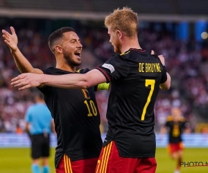 Toch nog een actie? "Oproep aan De Bruyne en Hazard om elkaar een kus te geven voor de match"