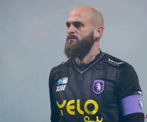 Komt er oplossing uit de bus voor Mike Vanhamel? Reeksgenoot lonkt naar Beerschot-doelman