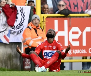 Het is zover: Didier Lamkel Zé (ex-Antwerp en Kortrijk) komt aan bij zijn nieuwe Belgische club