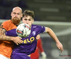 Flamboyante verdediger (ex-Beerschot) die probleem Tedesco denkt te kunnen oplossen: "Top-5 in Jupiler Pro League"