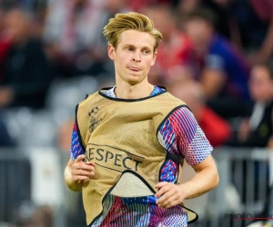 Barça zwicht voor dreigementen van sterspeler: 'Frenkie de Jong mag voor waanzinnig laag bedrag vertrekken'