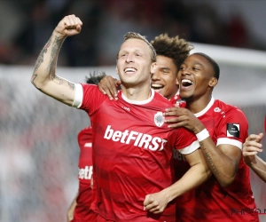 De Laet bedankt Van Bommel voor basisplaats met wereldgoal, Antwerp spoelt 3-0 nederlaag door met 3-0 overwinning tegen Oostende