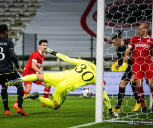 Van Crombrugge ziet Anderlecht eindelijk met juiste mentaliteit het veld opstappen: "Iedereen heeft gebikkeld"