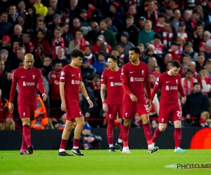 🎥 Liverpool houdt dankzij deze wereldgoal waterkansje op de titel