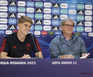 Charles De Ketelaere op erg bizarre wijze in bescherming genomen door Jacky Mathijssen op persconferentie