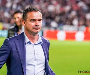 Antwerp gaat door met Marc Overmars: ondanks schorsing blijft Nederlander langer op de Bosuil