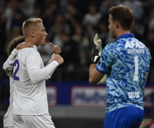 Van Himst zal blij zijn: Anderlecht scoort op juiste momenten en gaat naar de kop, ware beauty als kers op de taart