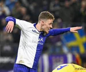 Gek, gekker, gekst! Anderlecht zet dramatische eerste helft in 10 minuten recht na de rust (met dank aan Hazard)