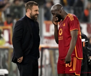 AS Roma-coach De Rossi komt met eerste update over Romelu Lukaku die twee maanden voor het EK geblesseerd raakt