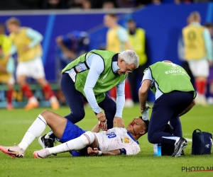 Zorgen om Mbappé, die dan toch geen operatie nodig heeft: "Het zou zijn deelname kunnen beëindigen"