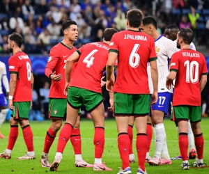 Frankrijk haalt het van Portugal na strafschoppen en komt Spanje tegen in halve finale