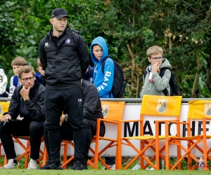 Zaakwaarnemer van Kuyt haalt keihard uit naar Beerschot: "Ik begrijp niét wat die Arabieren willen bereiken" en "Dirk loopt er manusje-van-alles te spelen"