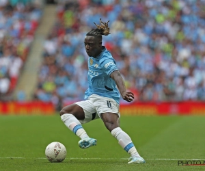 Jérémy Doku doet monden openvallen en breekt record in de Champions League