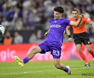 Terwijl Anderlecht worstelde... schitterend doelpunt van Tristan Degreef en de reden waarom Riemer ineens geen spits meer had