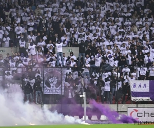 Antwerp walst over Beerschot in derby, wedstrijd definitief stopgezet nadat Beerschot-fans vuurpijlen op het veld blijven gooien