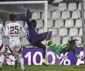 Een ijzersterk Beerschot botst op een beresterke Matthieu Epolo van Standard