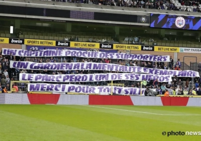 Boze Anderlecht-fans keren zich tegen Van Holsbeeck