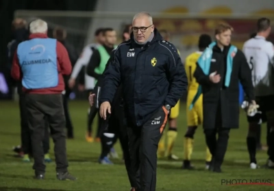 Aangeslagen Eric Van Meir grijpt met Lierse opnieuw naast periodetitel: "Dit gaat nog lang blijven nazinderen"