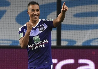 Twitter wordt gek na nieuwe pegel van Tielemans: "Ongelofelijk dat hij zonder Gouden Schoen uit België gaat vertrekken" (mét beelden)