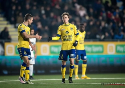 Wat een belabberde bedoening... Pieter Gerkens fleurt slappe kost tussen W-Beveren en STVV op met zijn elfde seizoenstreffer