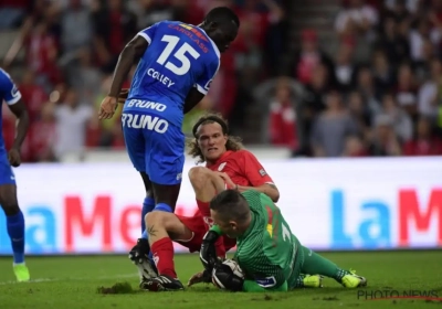 Genk-doelman Danny Vukovic legt uit wat er gebeurde bij wel érg vreemde tegengoal