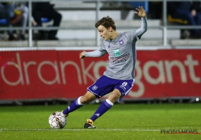 Spelers Anderlecht pal achter Frutos: "Zijn keuzes? Die zijn goed uitgedraaid aangezien we wonnen"