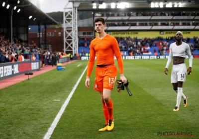 Ondanks verlies tegen allerlaatste laat Courtois zijn gouden hart spreken voor jongetje dat 7000 km reisde om hem te zien spelen