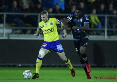 Laurent Jans (Waasland-Beveren) kan zich na een maand zonder voetbal weer uitleven op zijn rechterflank