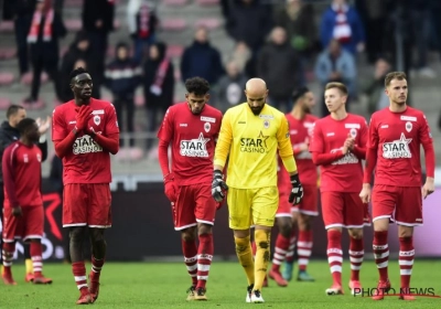 Gheysens wil élke match een videoref na misnoegde reacties van Antwerp-fans, de scheidsrechtersbaas geeft tegengas