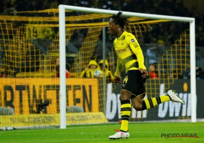 ? 'Batsman strikes again': Dortmund spoelt een kater genaamd Bayern door met nummertje 7 van Michy Batshuayi