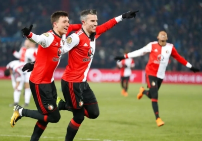 Onder impuls van Van Persie loopt Feyenoord tot 1-4 uit, maar toch loopt het nog bijna serieus mis