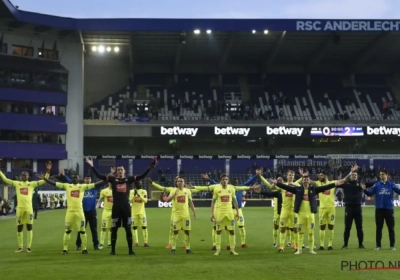 ? AA Gent-speler spot met Hein Vanhaezebrouck na 0-2-zege in Anderlecht