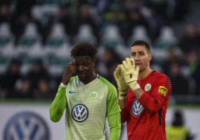 ? Thorgan Hazard duwt drie Belgen van Wolfsburg nog wat dieper in de put, maar vooral controversiële goal moet u gezien hebben