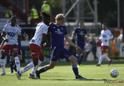 Wat een debuut bij Anderlecht! Bornauw doet monden openvallen: "Zijn grootste kwaliteit? Geraak er maar eens voorbij"