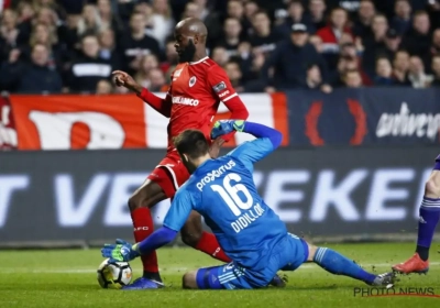 Penalty of geen penalty voor Antwerp: "Ja, ik raak hem, maar..."