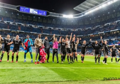 ? Wat een beelden! Kippenvel! Voor, tijdens en na de match: Ajax-fans waren baas in Madrid