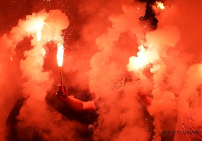 📷 🎥 Wel zéér vurig sfeertje in Brugse derby: Club-vlag in lichterlaaie